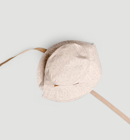 Sail/taupe/beige  Leather patch bucket hat